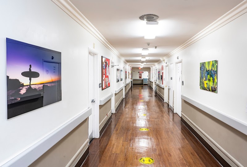 COUNTRY OAKS CARE CENTER nursing home in POMONA, CA - Photo 4 of 5