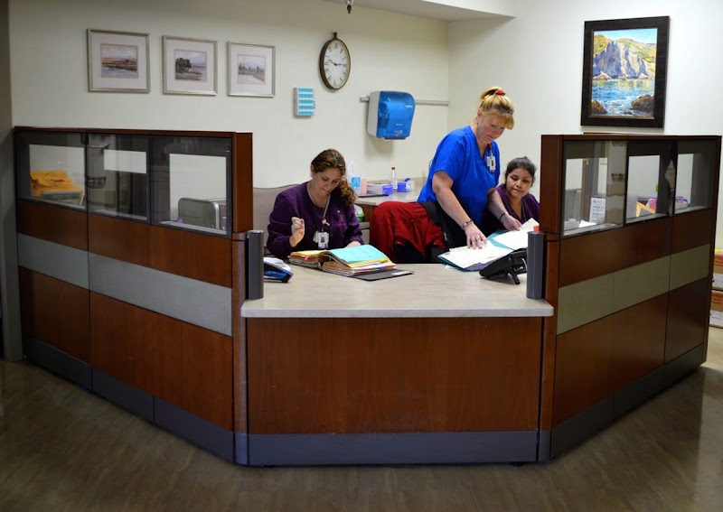 Lompoc Valley Medical Center Comprehensive Care Ce nursing home in Lompoc, CA - Photo 5 of 10