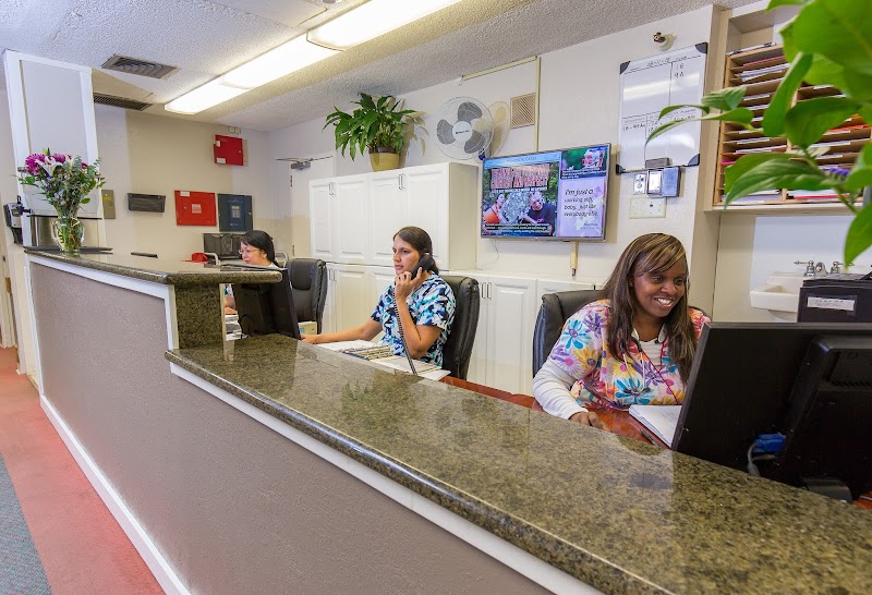 Elk Grove Post Acute nursing home in ELK GROVE, CA - Photo 3 of 5