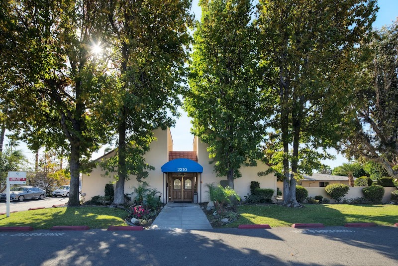 ADVANCED REHAB CENTER OF TUSTIN nursing home in SANTA ANA, CA - Photo 4 of 5