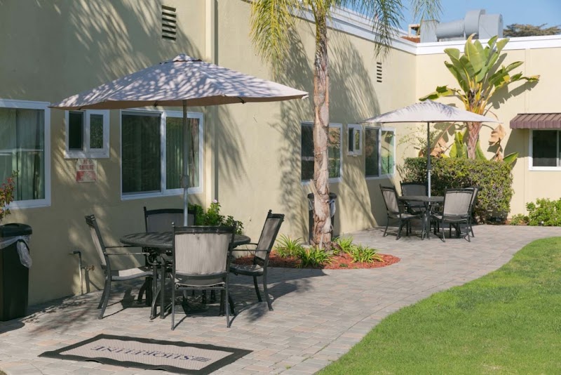 SHORELINE HEALTHCARE CENTER nursing home in LONG BEACH, CA - Photo 2 of 5