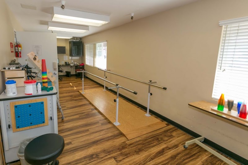 SHORELINE HEALTHCARE CENTER nursing home in LONG BEACH, CA - Photo 4 of 5