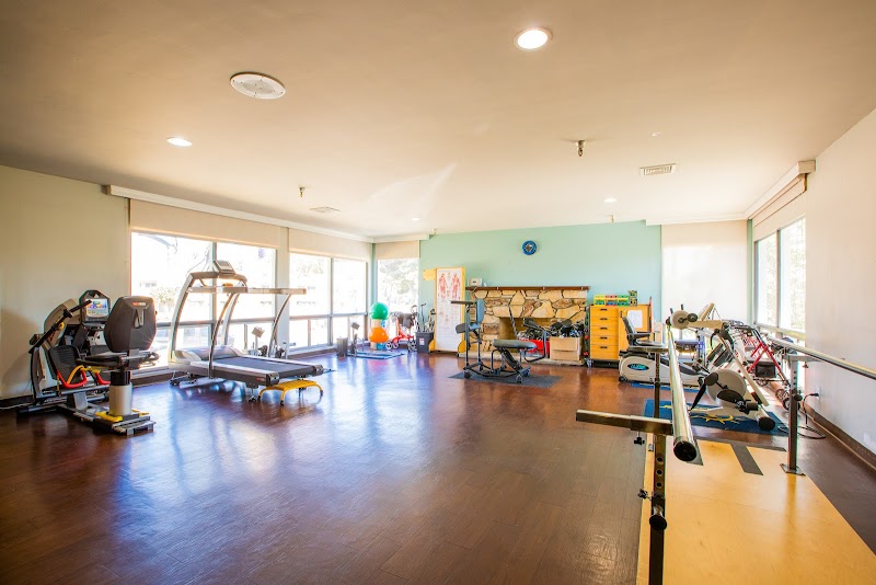 LONG BEACH HEALTHCARE CENTER nursing home in LONG BEACH, CA - Photo 5 of 5