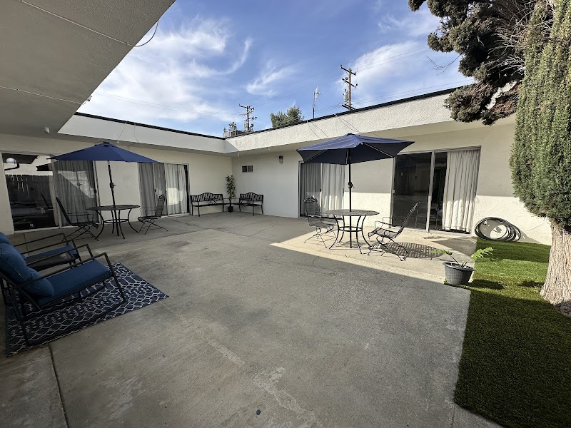 BELLFLOWER POST ACUTE nursing home in BELLFLOWER, CA - Photo 3 of 5