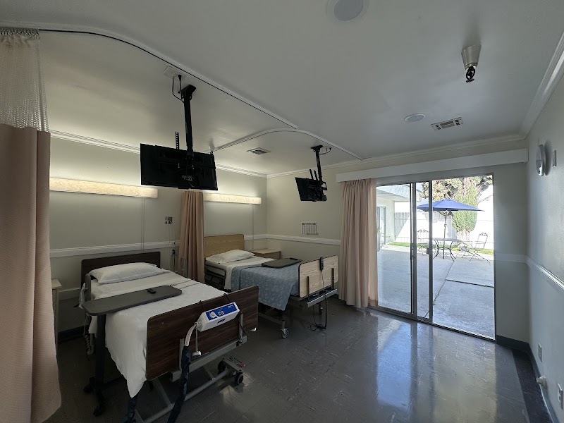 BELLFLOWER POST ACUTE nursing home in BELLFLOWER, CA - Photo 4 of 5
