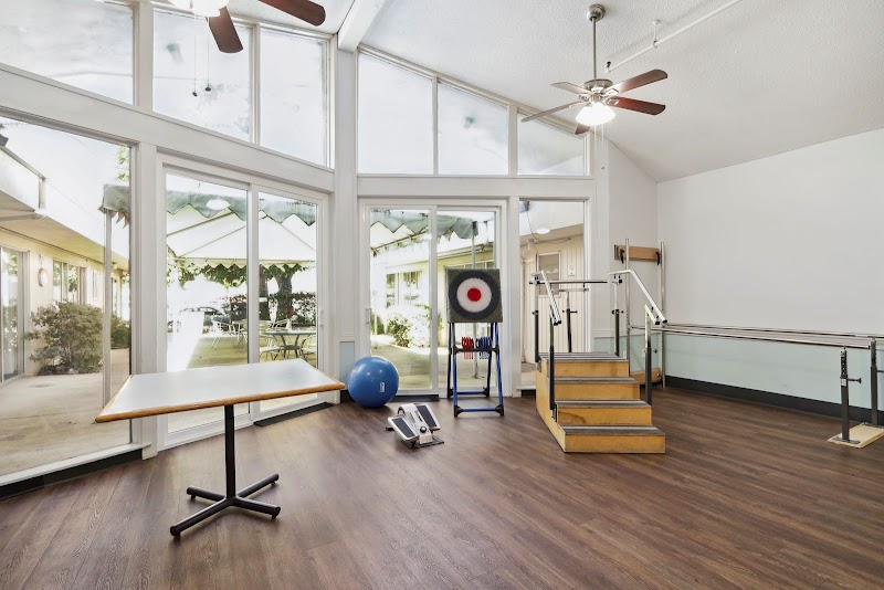 SAYLOR LANE HEALTHCARE CENTER nursing home in SACRAMENTO, CA - Photo 4 of 10