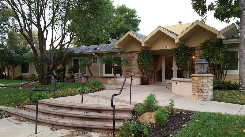 WEST VALLEY POST ACUTE nursing home in WEST HILLS, CA - Photo 4 of 5