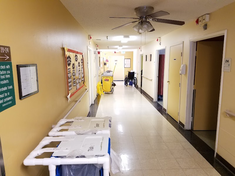 DINUBA HEALTHCARE nursing home in DINUBA, CA - Photo 2 of 8