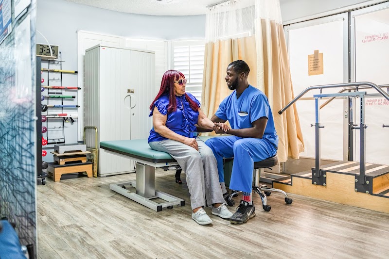 OVERLAND TERRACE HEALTHCARE & WELLNESS CENTRE, LP nursing home in LOS ANGELES, CA - Photo 2 of 5