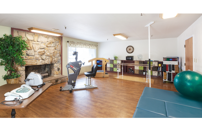 WOLF CREEK CARE CENTER nursing home in GRASS VALLEY, CA - Photo 2 of 10