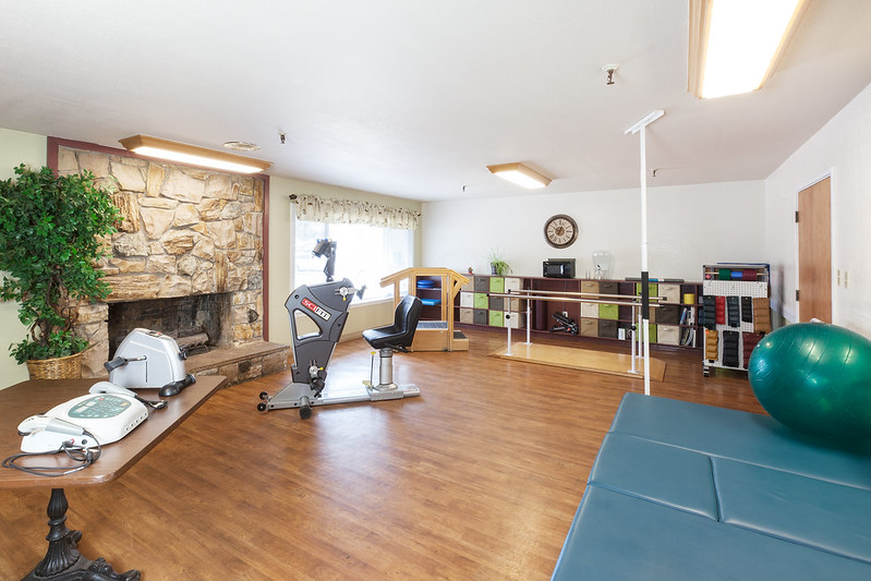 WOLF CREEK CARE CENTER nursing home in GRASS VALLEY, CA - Photo 3 of 10