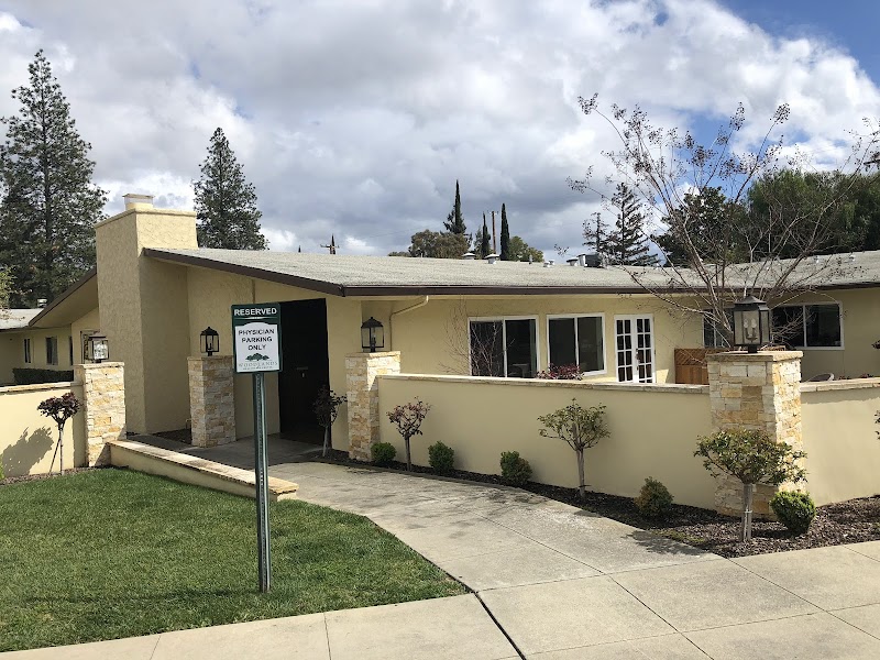 WOODLANDS HEALTHCARE CENTER nursing home in LOS GATOS, CA - Photo 2 of 10