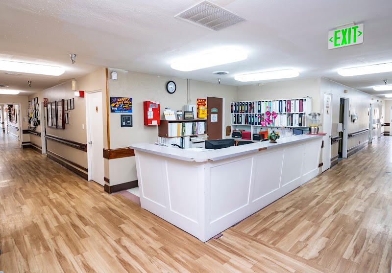 MISSION CARE CENTER nursing home in RIVERSIDE, CA - Photo 5 of 10