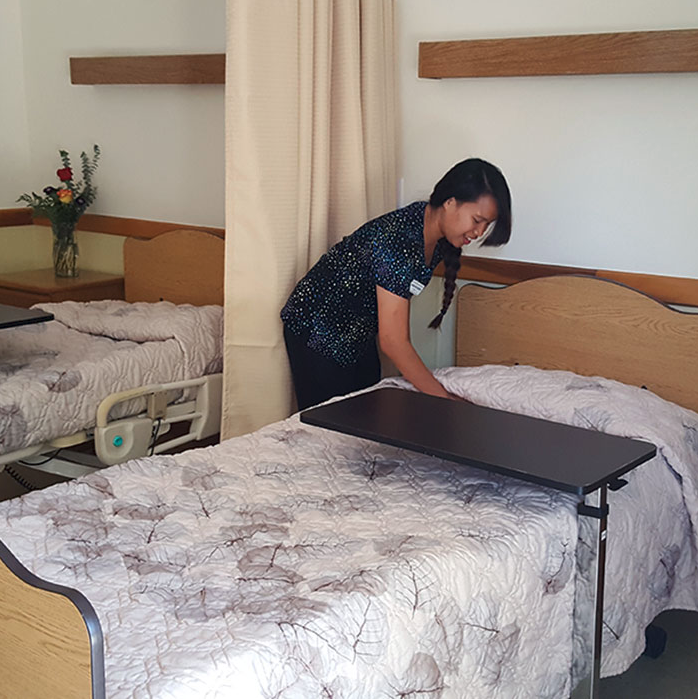 Maywood Acres Healthcare nursing home in Oxnard, CA - Photo 3 of 5