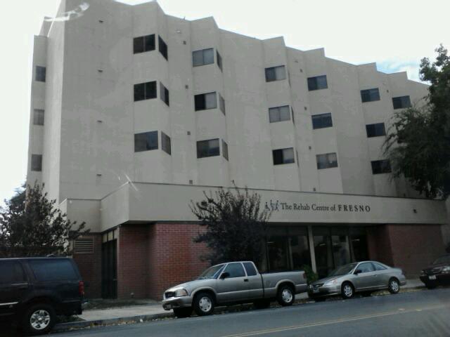 HEALTHCARE CENTRE OF FRESNO nursing home in FRESNO, CA - Photo 3 of 5