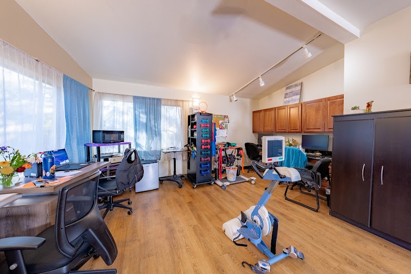 OAKWOOD HEALTHCARE CENTER nursing home in CHICO, CA - Photo 4 of 5