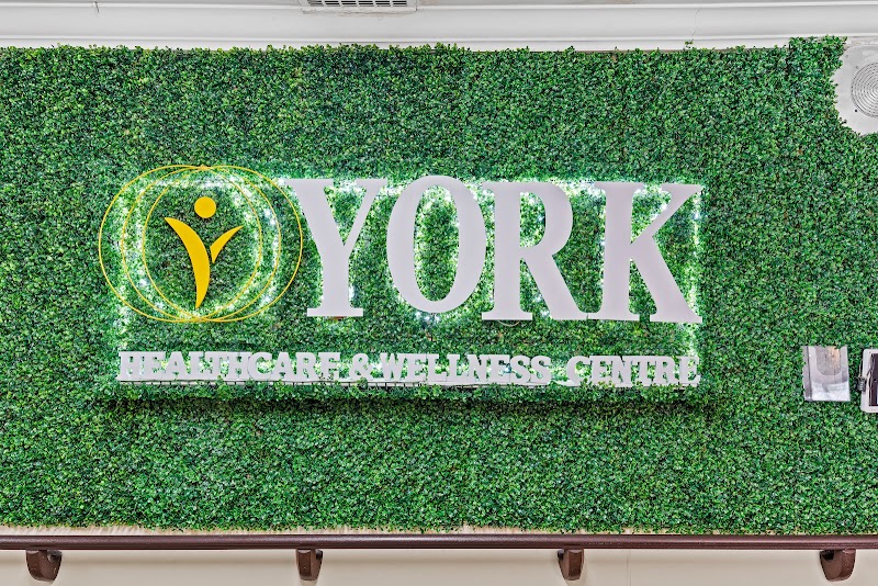 YORK HEALTHCARE & WELLNESS CENTRE nursing home in LOS ANGELES, CA - Photo 2 of 5