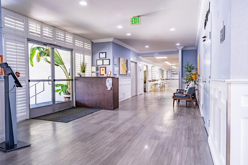 WEST HOLLYWOOD HEALTHCARE & WELLNESS CENTRE, LP nursing home in LOS ANGELES, CA - Photo 2 of 10