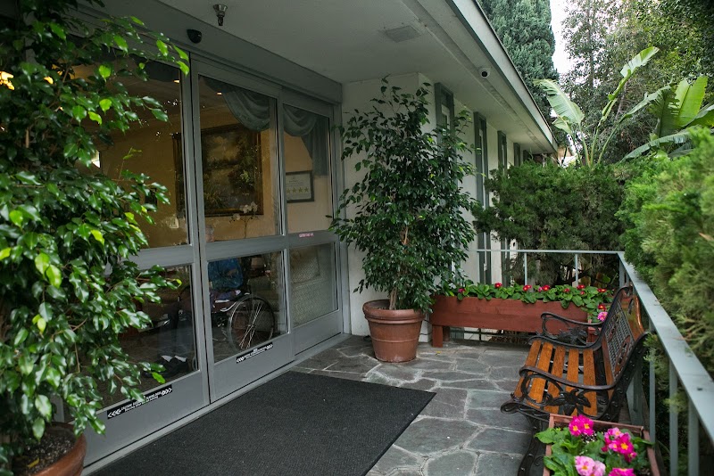BRENTWOOD HEALTH CARE CENTER nursing home in SANTA MONICA, CA - Photo 5 of 5