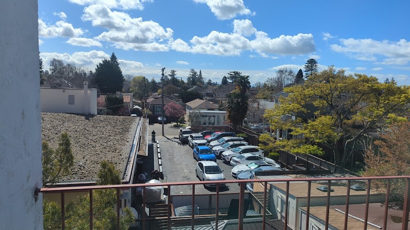 KYAKAMEENA CARE CENTER nursing home in BERKELEY, CA - Photo 2 of 5