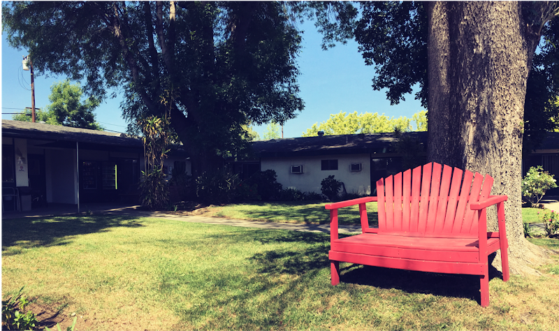MONTCLAIR MANOR CARE CENTER nursing home in MONTCLAIR, CA - Photo 2 of 10