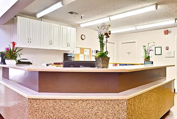 Ventura Post Acute nursing home in Ventura, CA - Photo 4 of 10