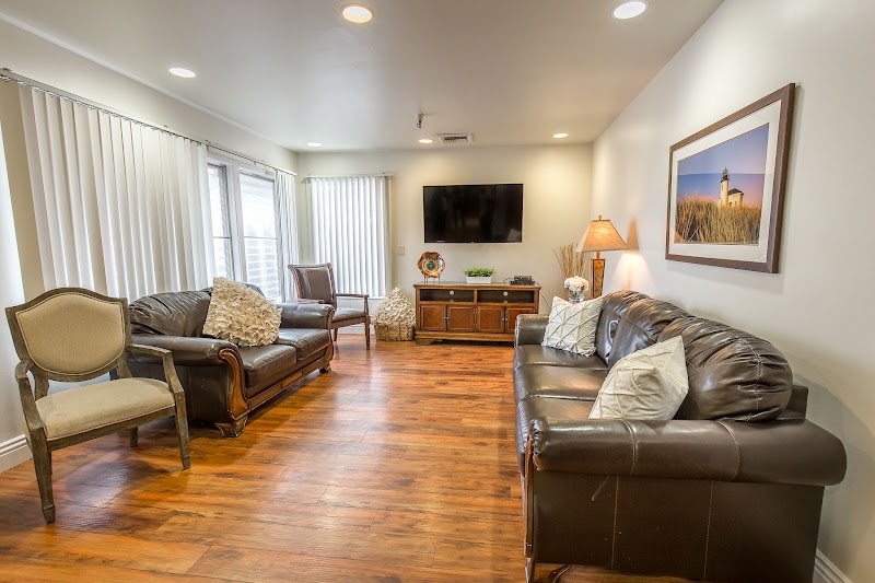 SALINAS VALLEY POST ACUTE nursing home in SALINAS, CA - Photo 3 of 5