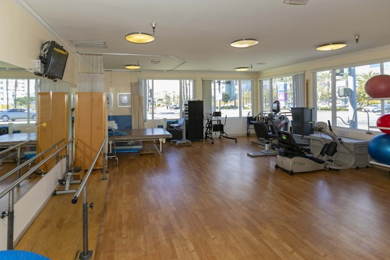 ATLANTIC MEMORIAL HEALTHCARE CENTER nursing home in LONG BEACH, CA - Photo 3 of 10