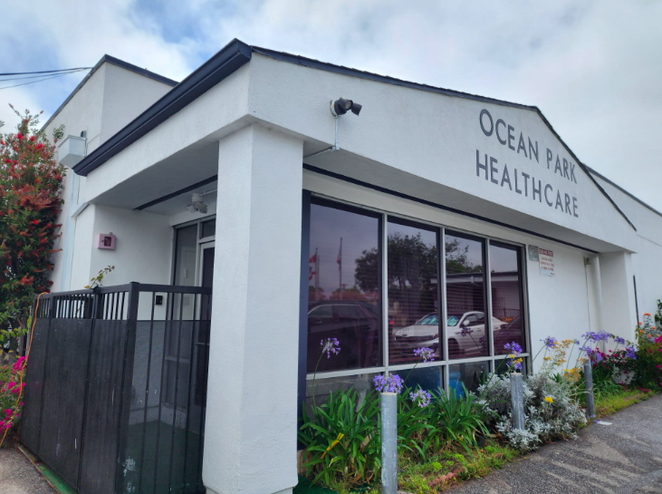 SUNSET PARK HEALTHCARE nursing home in SANTA MONICA, CA - Photo 5 of 5