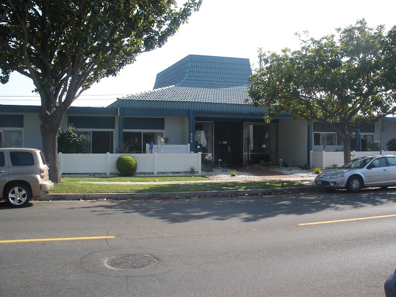 Valley Oaks Post Acute nursing home in Santa Maria, CA - Photo 2 of 5