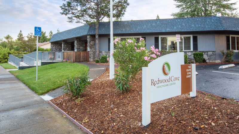 REDWOOD COVE HEALTHCARE CENTER nursing home in UKIAH, CA - Photo 2 of 5