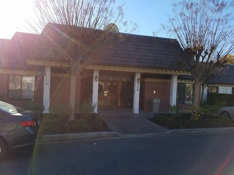 PLUM TREE CARE CENTER nursing home in SAN JOSE, CA - Photo 3 of 10