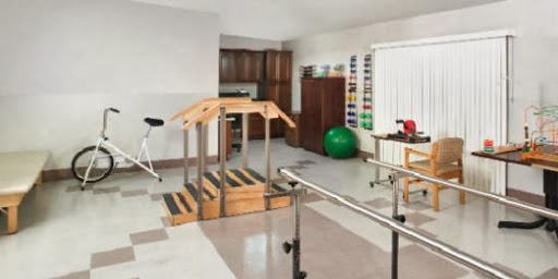 COMMUNITY CARE CENTER nursing home in LA MESA, CA - Photo 3 of 10