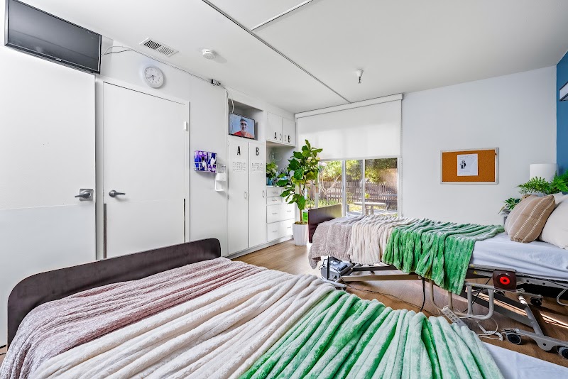 HAYWARD HEALTHCARE & WELLNESS CENTER nursing home in HAYWARD, CA - Photo 2 of 5