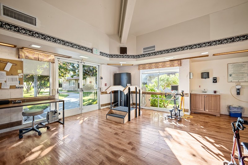 CREEKSIDE POST-ACUTE nursing home in SAN JOSE, CA - Photo 5 of 10