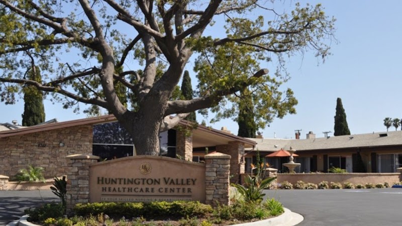 HUNTINGTON VALLEY HEALTHCARE CENTER nursing home in HUNTINGTON BEACH, CA - Photo 2 of 5