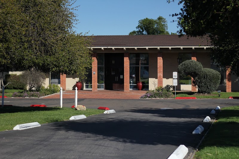 MAGNOLIA POST ACUTE CARE nursing home in EL CAJON, CA - Photo 2 of 10