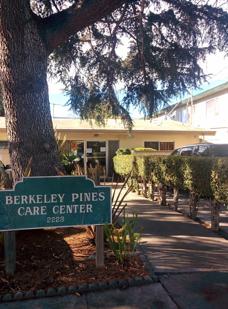 BERKELEY PINES SKILLED NURSING CENTER nursing home in BERKELEY, CA - Photo 2 of 5