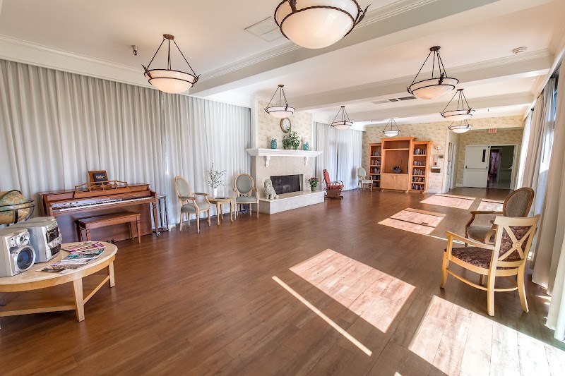 WINDSOR GARDENS CONV CENTER OF SAN DIEGO nursing home in NATIONAL CITY, CA - Photo 5 of 10