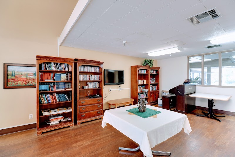 GOLDEN MERCED CARE CENTER nursing home in MERCED, CA - Photo 5 of 5