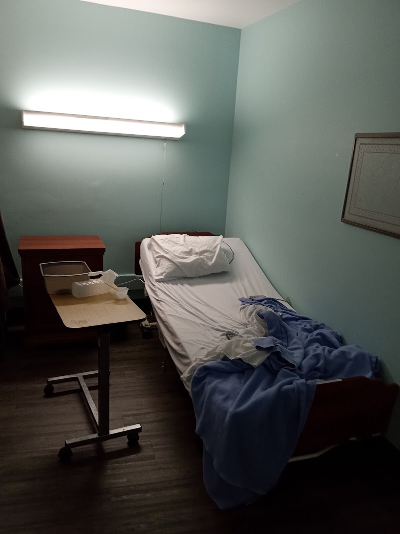 SEAL BEACH HEALTH AND REHABILITATION CENTER nursing home in SEAL BEACH, CA - Photo 5 of 5