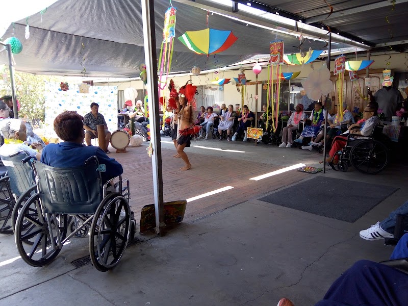 AVALON VILLA CARE CENTER nursing home in LOS ANGELES, CA - Photo 4 of 5