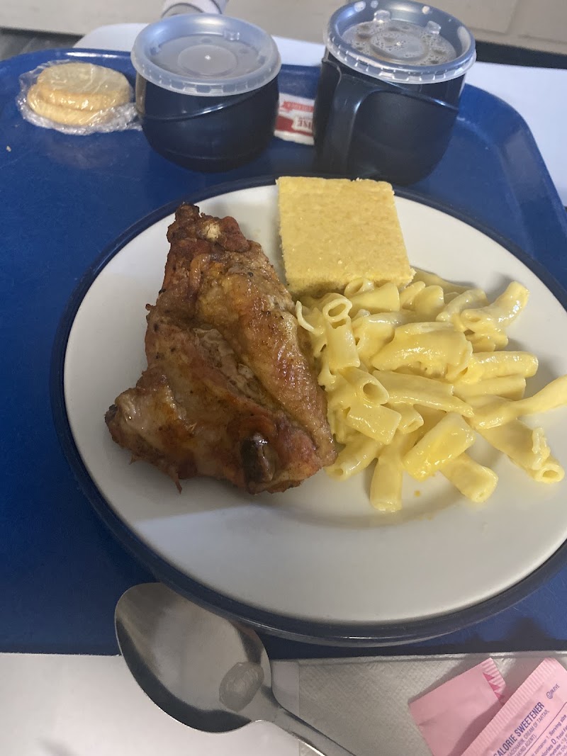 BRIER OAK ON SUNSET nursing home in LOS ANGELES, CA - Photo 3 of 5