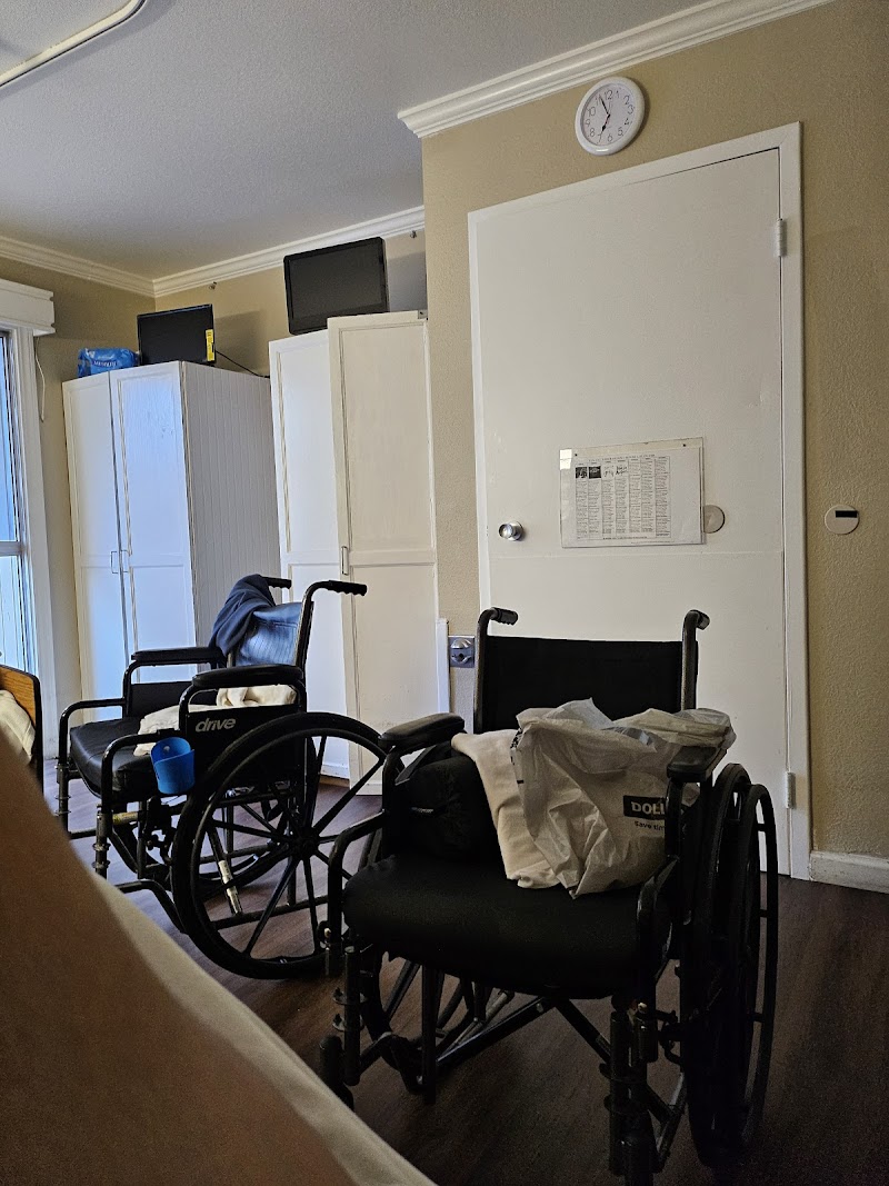ALMADEN HEALTH AND REHABILITATION  CENTER nursing home in SAN JOSE, CA - Photo 2 of 5