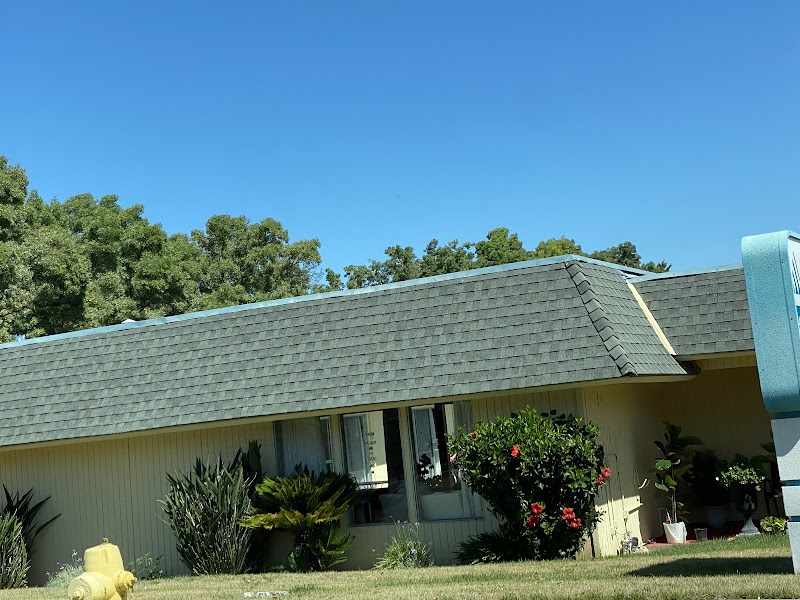 ALMADEN HEALTH AND REHABILITATION  CENTER nursing home in SAN JOSE, CA - Photo 3 of 5