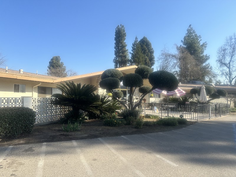 CORNERSTONE CARE CENTER nursing home in SANGER, CA - Photo 4 of 5