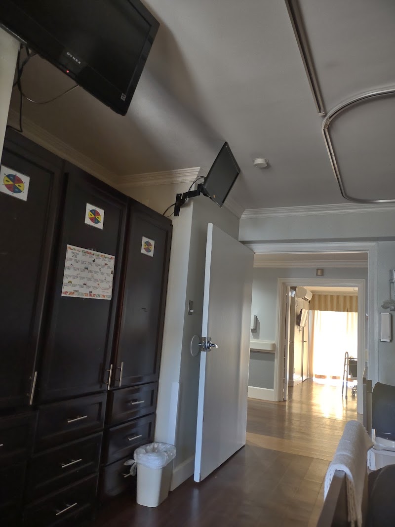 BALBOA NURSING & REHABILITATION CENTER nursing home in SAN DIEGO, CA - Photo 5 of 10