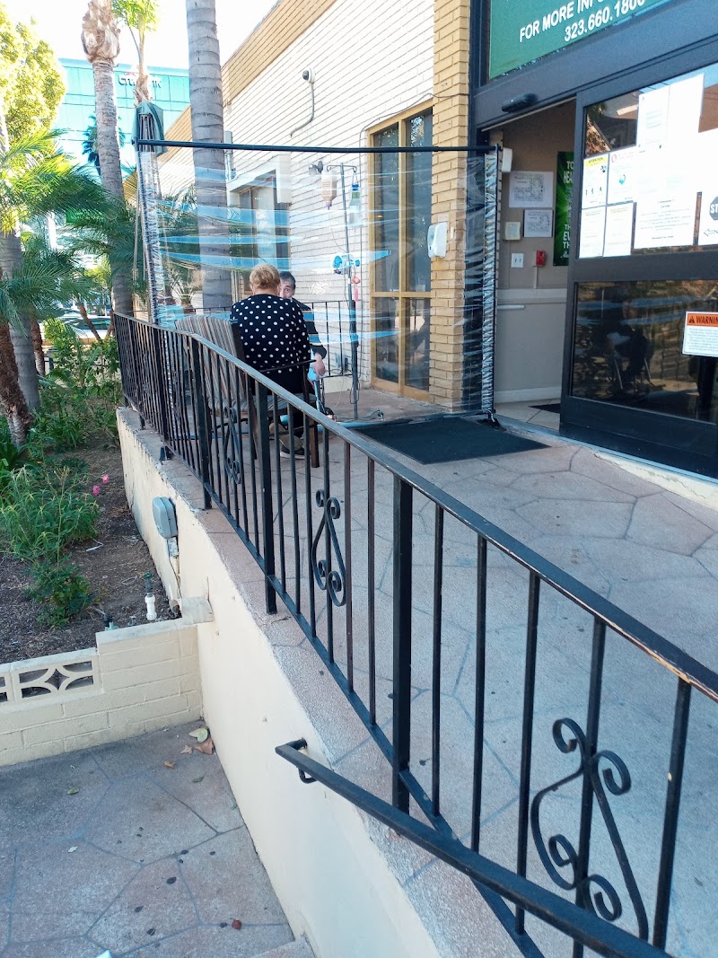 ALEXANDRIA CARE CENTER nursing home in LOS ANGELES, CA - Photo 3 of 5