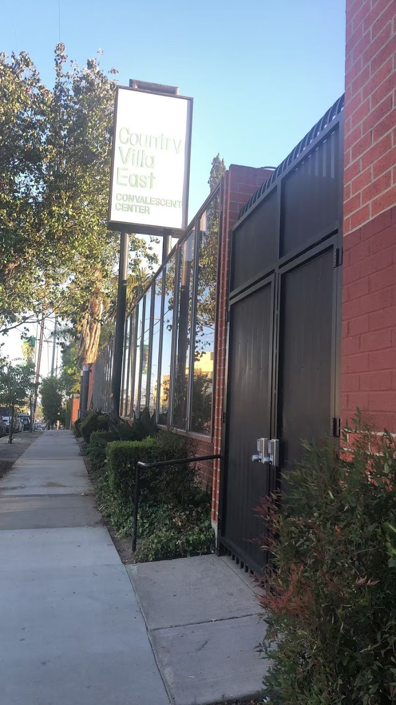 EAST TERRACE REHABILITATION & WELLNESS CENTRE, LP nursing home in LOS ANGELES, CA - Photo 2 of 5