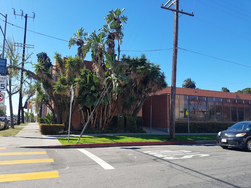 EAST TERRACE REHABILITATION & WELLNESS CENTRE, LP nursing home in LOS ANGELES, CA - Photo 3 of 5